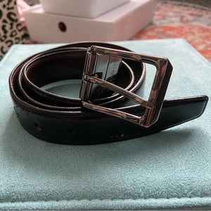 Woman’s Perry Ellis Reversible Belt